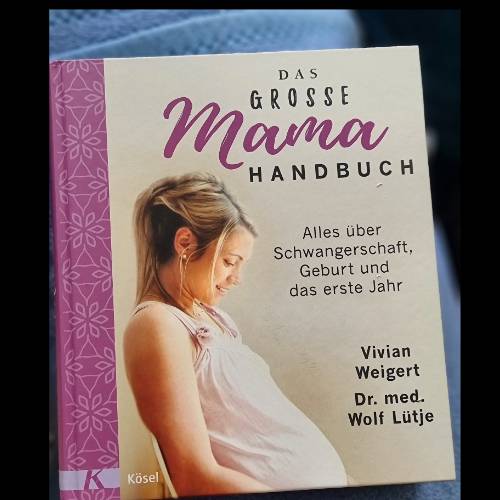 Große Mama Handbuch, zu finden beim Stand 50 am Standort Flohkids Hamburg West