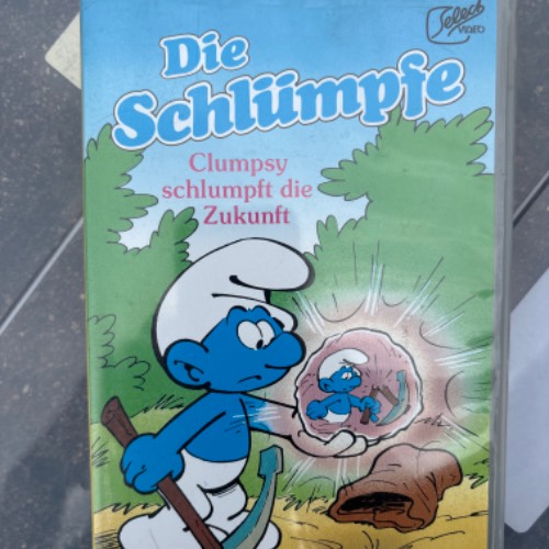 VHS Die Schlümpfe Clumpsy, zu finden beim Stand 34 am Standort Flohkids Hamburg West