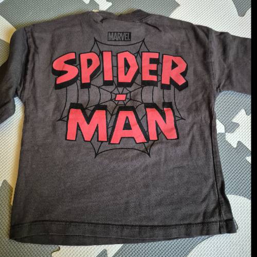 Zara Spiderman Shirt  Größe: 86, zu finden beim Stand 80 am Standort Flohkids Hamburg West