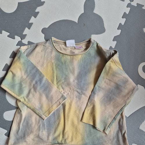 Zara Batik Langarmshirt  Größe: 92, zu finden beim Stand 80 am Standort Flohkids Hamburg West