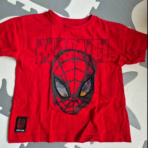 Shirt Spiderman rot  Größe: 98, zu finden beim Stand 80 am Standort Flohkids Hamburg West