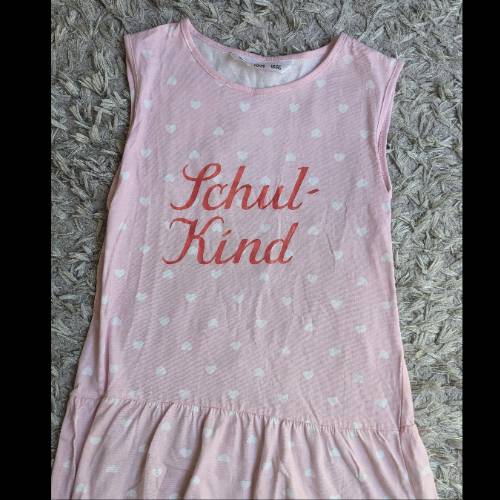 Schulkind rosa Kleid  Größe: 110/116, zu finden beim Stand 94 am Standort Flohkids Hamburg West