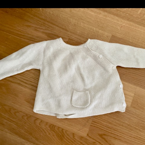 Zara Cardigan  Größe: 74 beige, zu finden beim Stand 136 am Standort Flohkids Hamburg West