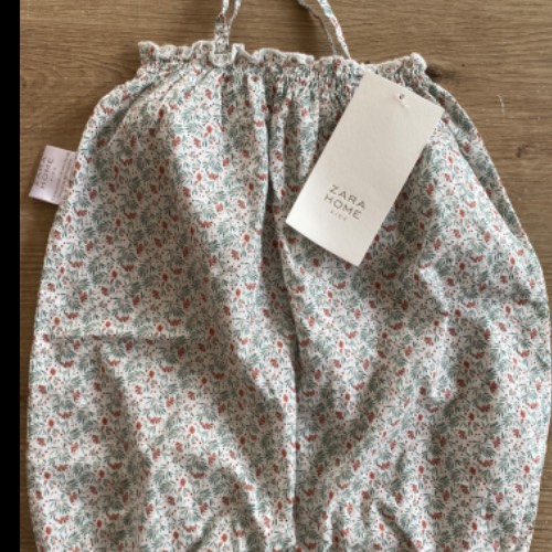 Zara Romper  Größe: 74 NEU, zu finden beim Stand 145 am Standort Flohkids Hamburg West