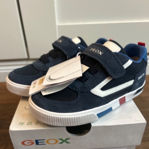 Geox Sneaker  Größe: 25 neu, zu finden beim Stand 106 am Standort Flohkids Hamburg West