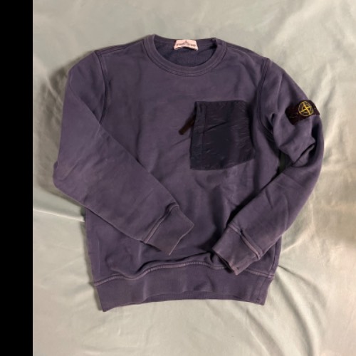 Stone Island Pullover grau  Größe: 140, zu finden beim Stand 21 am Standort Flohkids Hamburg West