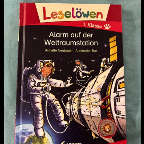 Buch Leselöwen Weltraum, zu finden beim Stand 21 am Standort Flohkids Hamburg West