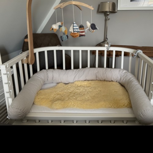 Babybay Beistellbett weiß, zu finden beim Stand 4 am Standort Flohkids Hamburg West