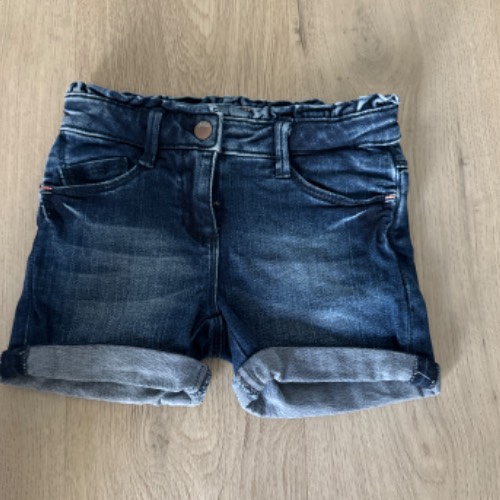 Kurze Jeans S.Oliver  Größe: 110, zu finden beim Stand 101 am Standort Flohkids Hamburg West