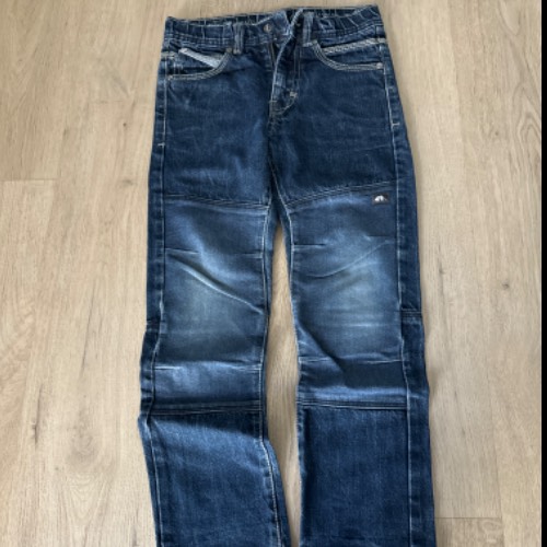 Ossoami Robusthose  Größe: 122 jeans , zu finden beim Stand 101 am Standort Flohkids Hamburg West