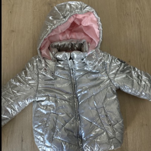 Esprit Jacke Silber  Größe: 92/98, zu finden beim Stand 101 am Standort Flohkids Hamburg West