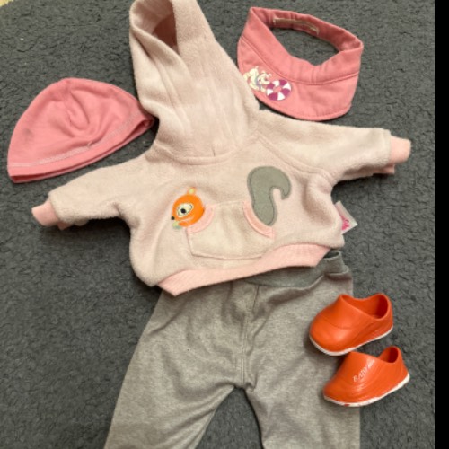 Baby Born Hoodie Set , zu finden beim Stand 112 am Standort Flohkids Hamburg West