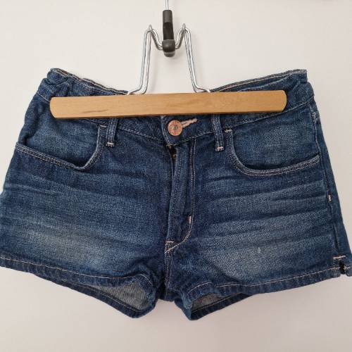 HM Jeans Shorts, zu finden beim Stand 104 am Standort Flohkids Hamburg West