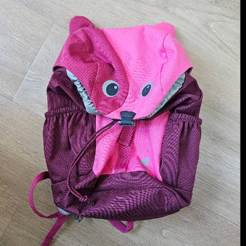 Deuter Rucksack pink, zu finden beim Stand 40 am Standort Flohkids Hamburg West