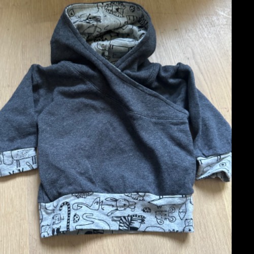 Pullover  Größe: 56-62, zu finden beim Stand 92 am Standort Flohkids Hamburg West