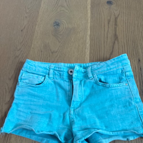 Zara Kids kurze Hose Türkis , zu finden beim Stand 55 am Standort Flohkids Hamburg West