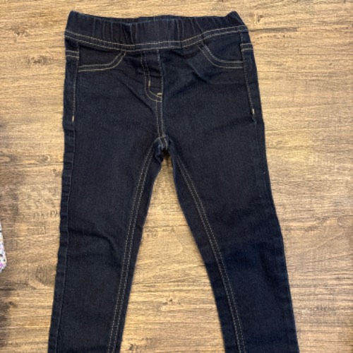 Dunkelblaue Jeans  Größe: 110 c&a, zu finden beim Stand 89 am Standort Flohkids Hamburg West