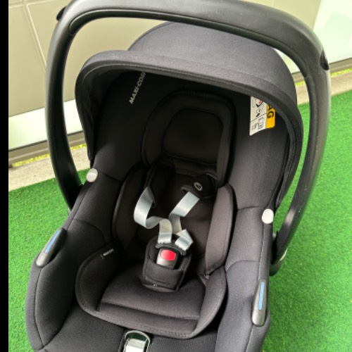 Maxi Cosi Cabrio Fix isize , zu finden beim Stand 133 am Standort Flohkids Hamburg West