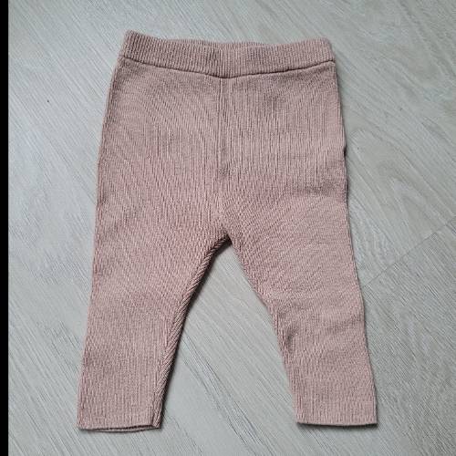 H&M Hose rosé, zu finden beim Stand 139 am Standort Flohkids Hamburg West