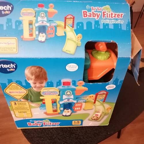 Vtech Polizeirevier, zu finden beim Stand 69 am Standort Flohkids Hamburg West