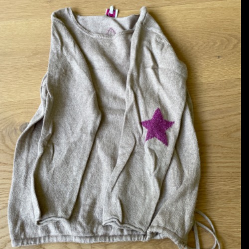 Strickpulli glitzerstern  Größe: 10 J, zu finden beim Stand 31 am Standort Flohkids Hamburg West