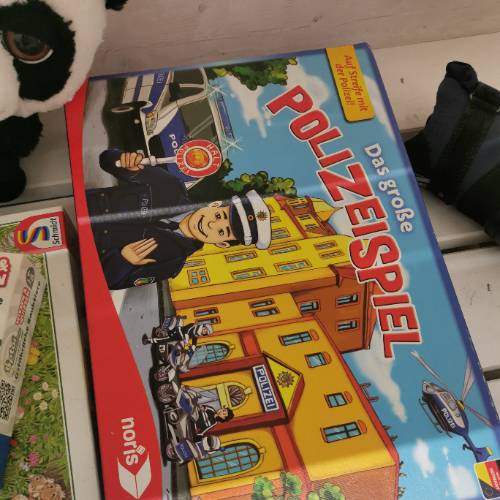 Das grosse Polizeispiel , zu finden beim Stand 49 am Standort Flohkids Hamburg West