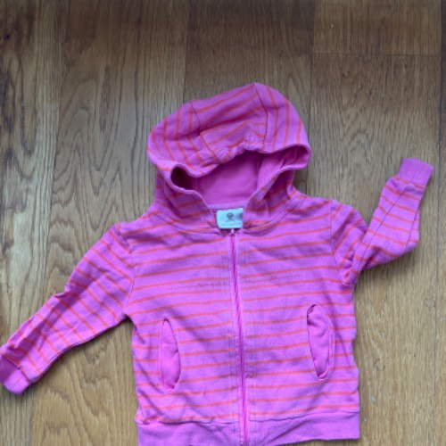 Sweatjacke Strei pink  Größe: 68, zu finden beim Stand 124 am Standort Flohkids Hamburg West