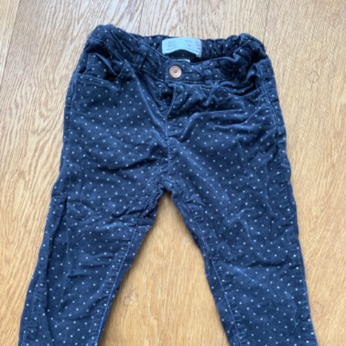 Cordhose dots Zara  Größe: 86, zu finden beim Stand 124 am Standort Flohkids Hamburg West