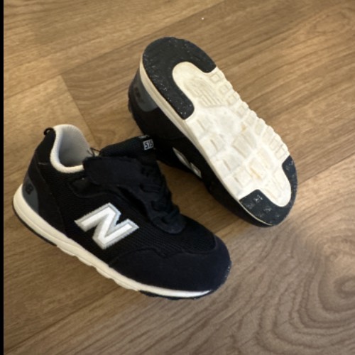 New Balance  Größe: 24, zu finden beim Stand 12 am Standort Flohkids Hamburg West