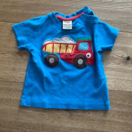 Frugi T Shirt  Größe: 68/74, zu finden beim Stand 141 am Standort Flohkids Hamburg West