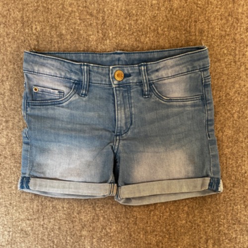 &Denim Jeansshorts  Größe: 122, zu finden beim Stand 46 am Standort Flohkids Hamburg West