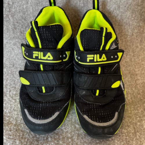 Fila Turnschuhe  Größe: 31, zu finden beim Stand 46 am Standort Flohkids Hamburg West