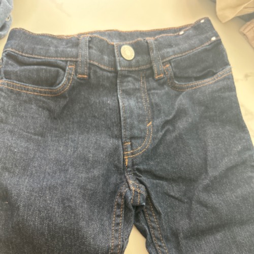 H&M Jeans dunkelblau  Größe: 98 , zu finden beim Stand 24 am Standort Flohkids Hamburg West