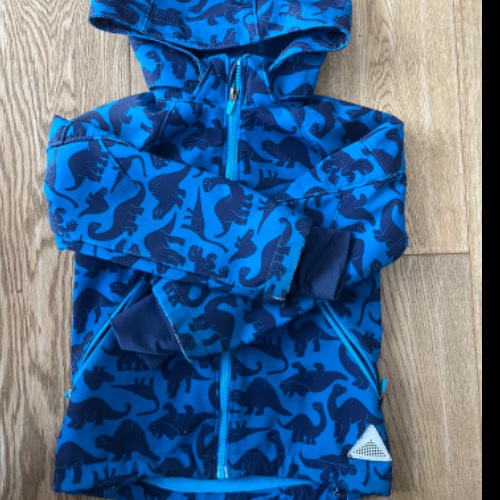 H&M Softshelljacke Dino  Größe: 110, zu finden beim Stand 141 am Standort Flohkids Hamburg West