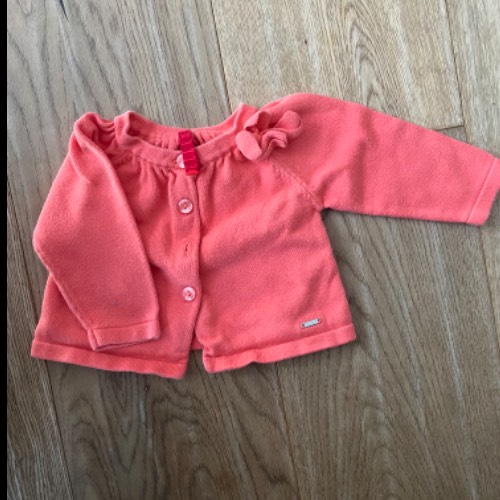 Elle Strickjacke  Größe: 56/62, zu finden beim Stand 141 am Standort Flohkids Hamburg West