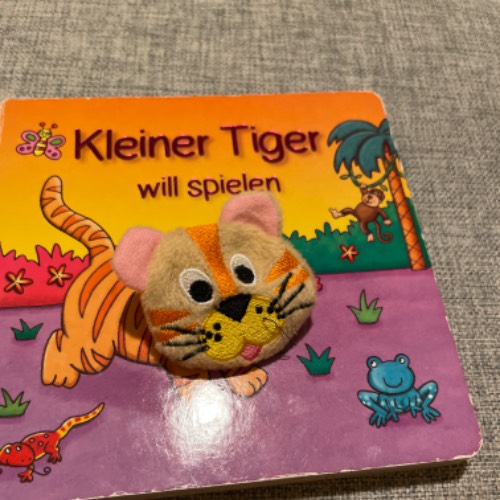 Buch kleiner Tiger, zu finden beim Stand 63 am Standort Flohkids Hamburg West